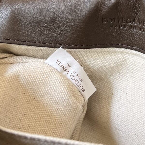 Bottega Veneta Small Cobble Messenger