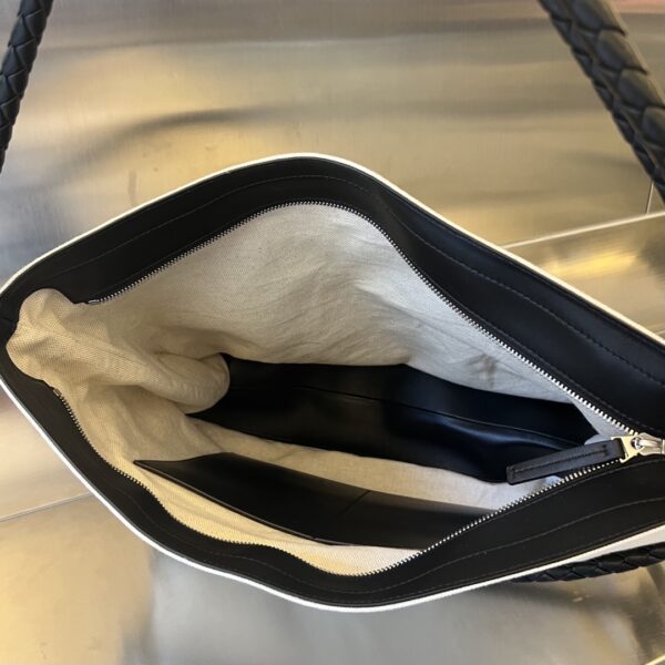 Bottega Veneta Tote