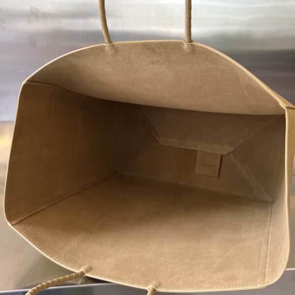 Bottega Veneta The Medium Brown Bag