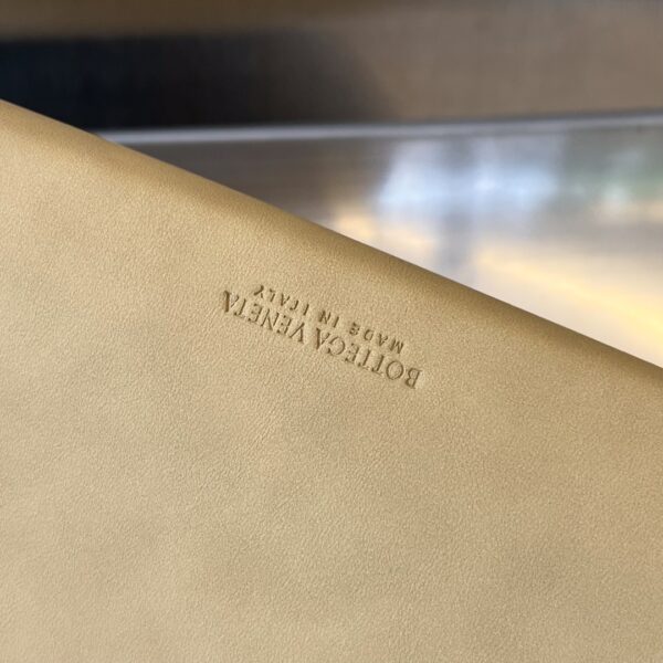 Bottega Veneta The Medium Brown Bag