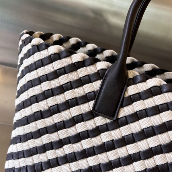 Bottega Veneta small Cabat