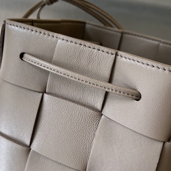 Bottega Veneta Small Cassette Cross-Body Bucket