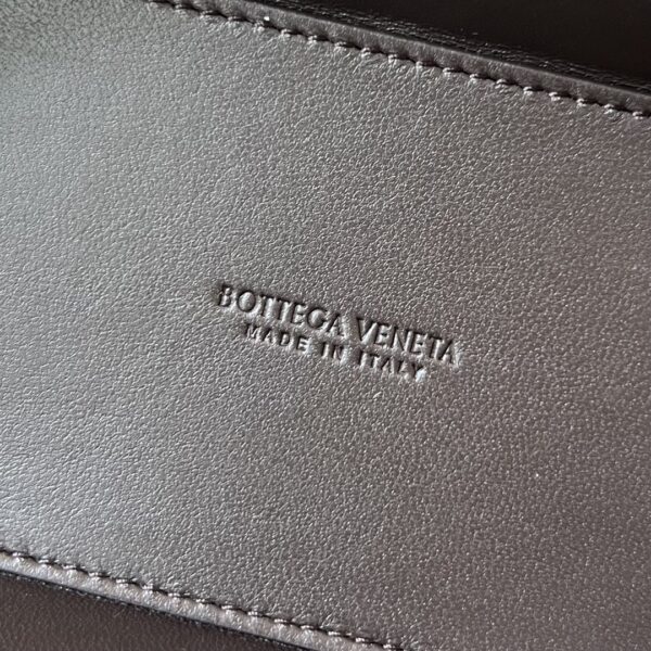 Bottega Veneta Mini Intrecciato Vanity Case