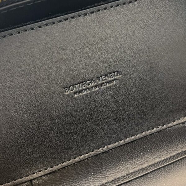 Bottega Veneta Mini Intrecciato Vanity Case