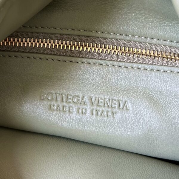 Bottega Veneta Small Hop