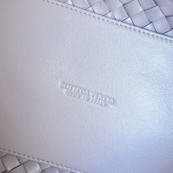 Bottega Veneta Cabat Mini