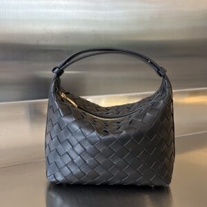 Bottega Veneta Mini Wallace