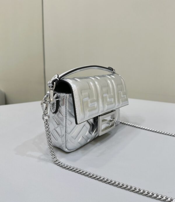 Fendi Baguette Mini