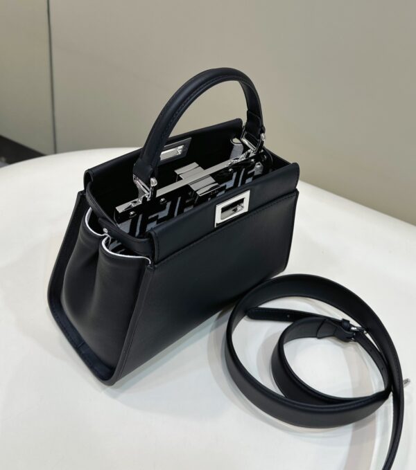 Fendi peekaboo