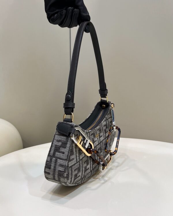 FENDI O’LOCK