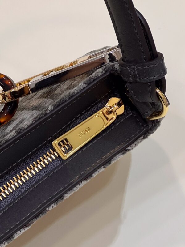 FENDI O’LOCK