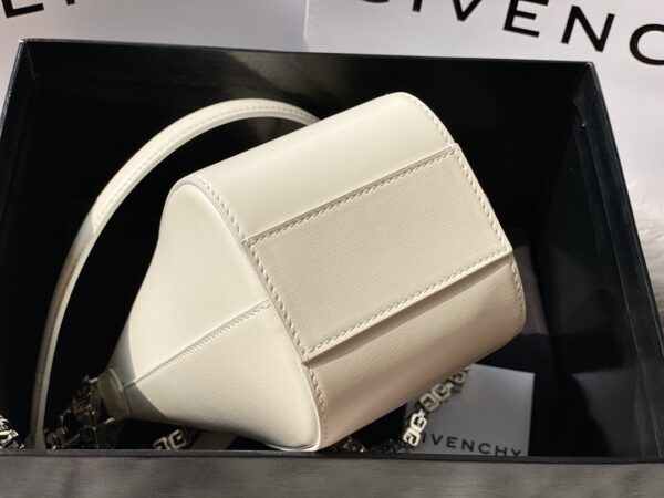 Givenchy Antigona Lock Bag