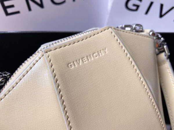 Givenchy Antigona Lock Bag