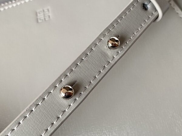 Givenchy XS Antigona Bag