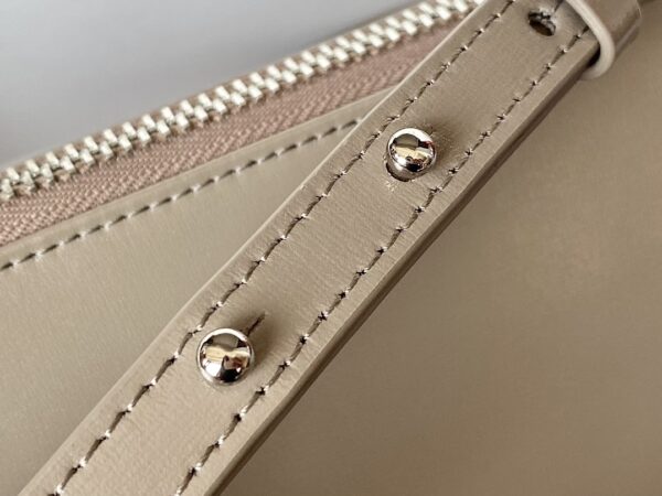 Givenchy XS Antigona Bag