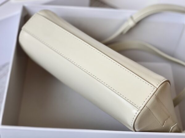 Givenchy XS Antigona Bag