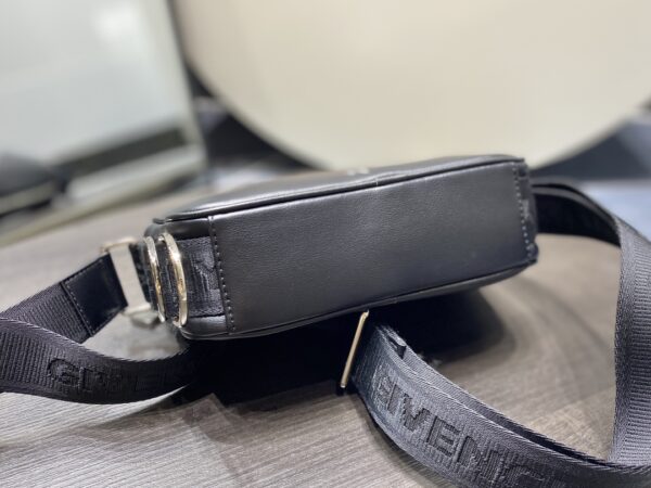 Givenchy G-Essentials Camera Bag