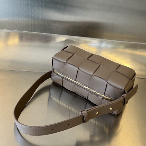 BOTTEGA VENETA BV Small Brick Cassette