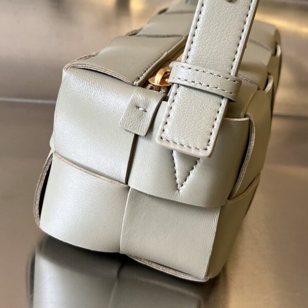 BOTTEGA VENETA BV Small Brick Cassette