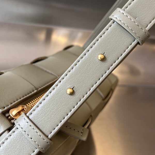 BOTTEGA VENETA BV Small Brick Cassette