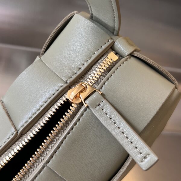 BOTTEGA VENETA BV Small Brick Cassette