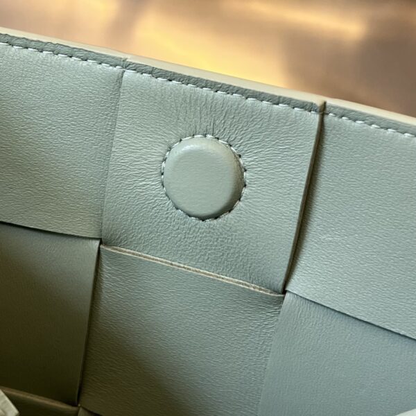 Bottega Veneta BV Cassette Pouch On Strap