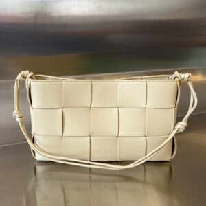 Bottega Veneta BV Cassette Pouch On Strap