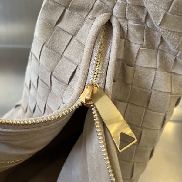Bottega Veneta Classic Jodie
