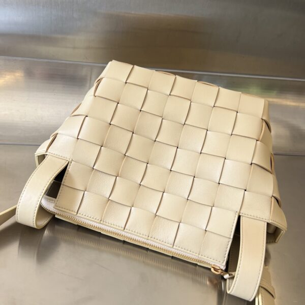 Bottega Veneta BV Small Bowling Cassette