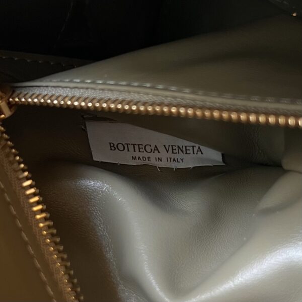 Bottega Veneta BV Brick Cassette