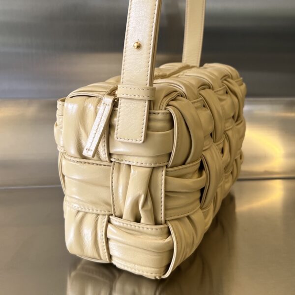 Bottega Veneta BV Brick Cassette