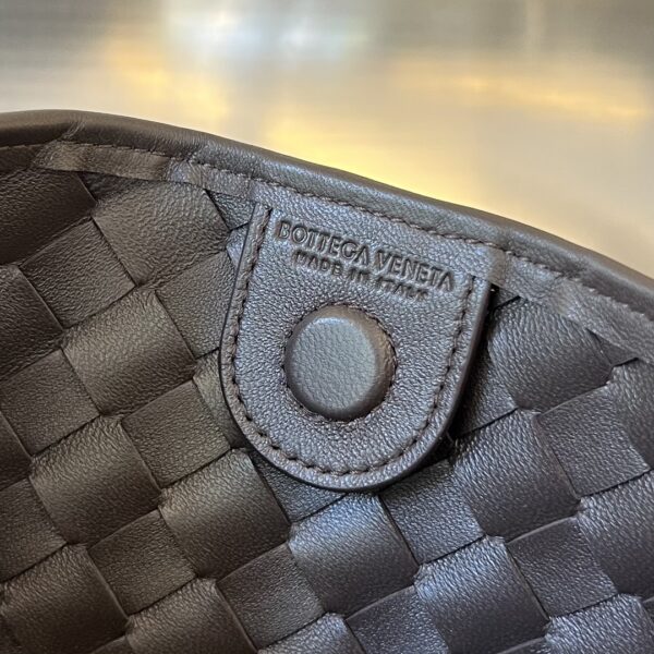 Bottega Veneta BV Sardine With Chain