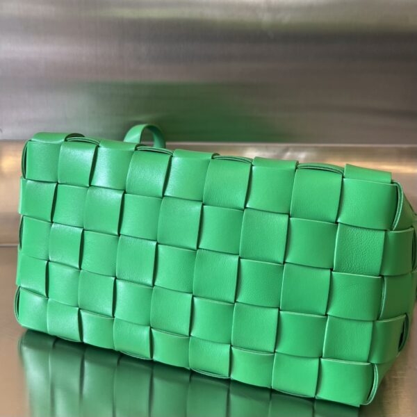 Bottega Veneta BV Bowling Cassette