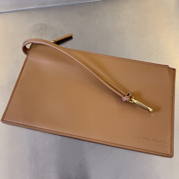 Bottega Veneta BV Bowling Cassette