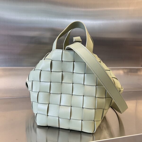 Bottega Veneta BV Bowling Cassette