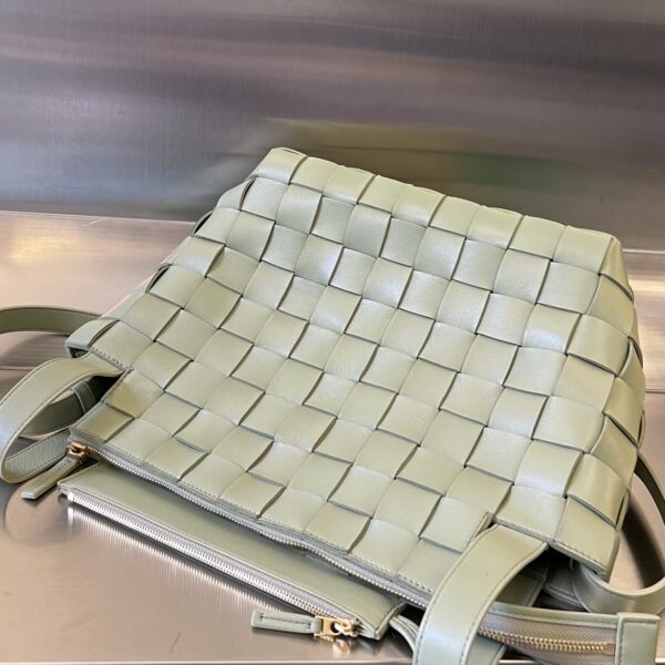 Bottega Veneta BV Bowling Cassette