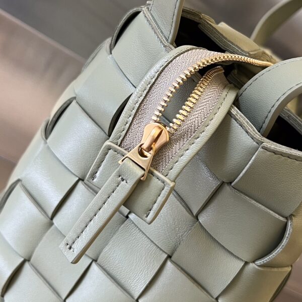 Bottega Veneta BV Bowling Cassette