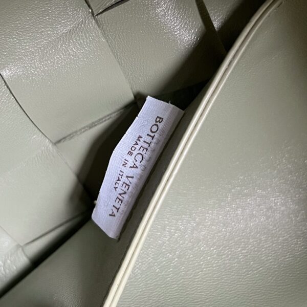 Bottega Veneta BV Bowling Cassette