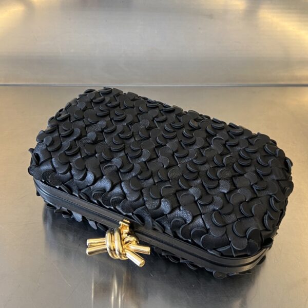 Bottega Veneta Knot
