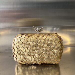 Bottega Veneta Knot