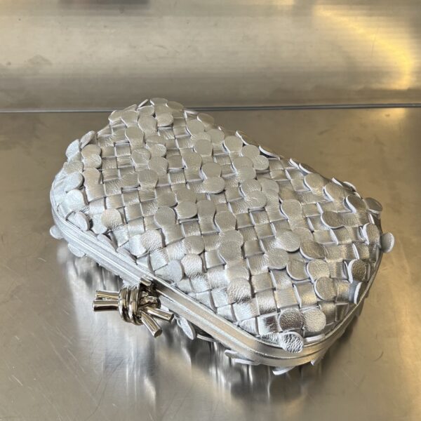 Bottega Veneta Knot