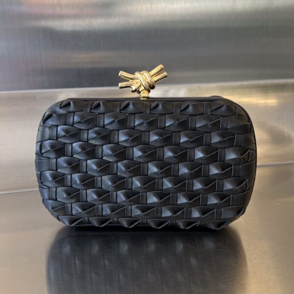 Bottega Veneta Knot