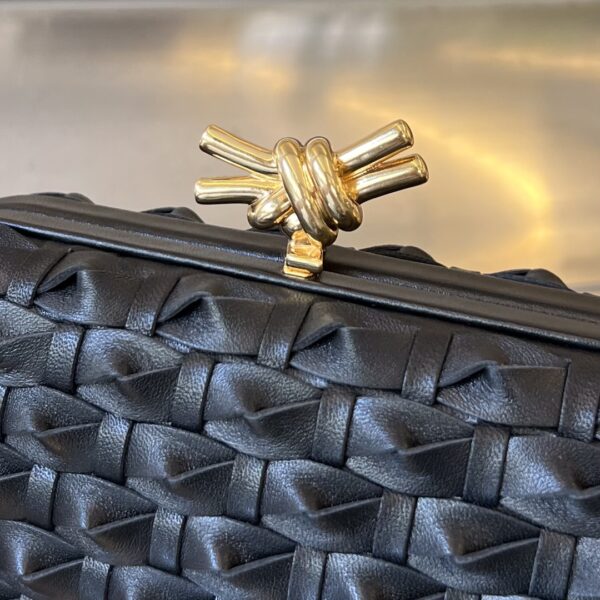 Bottega Veneta Knot