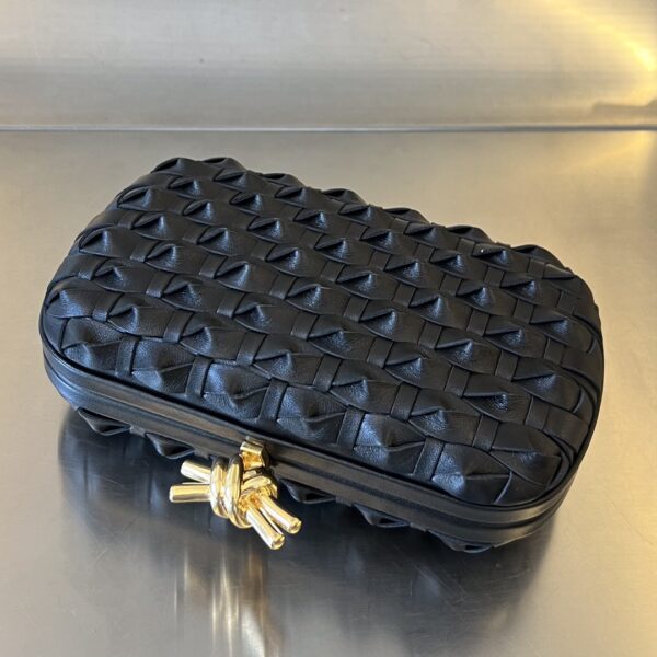 Bottega Veneta Knot