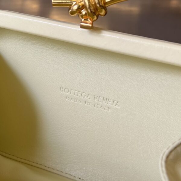 Bottega Veneta Knot