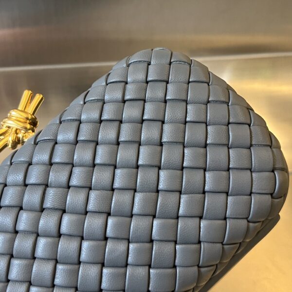 Bottega Veneta Knot