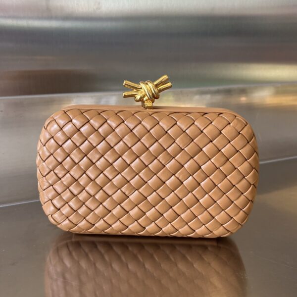 Bottega Veneta Knot