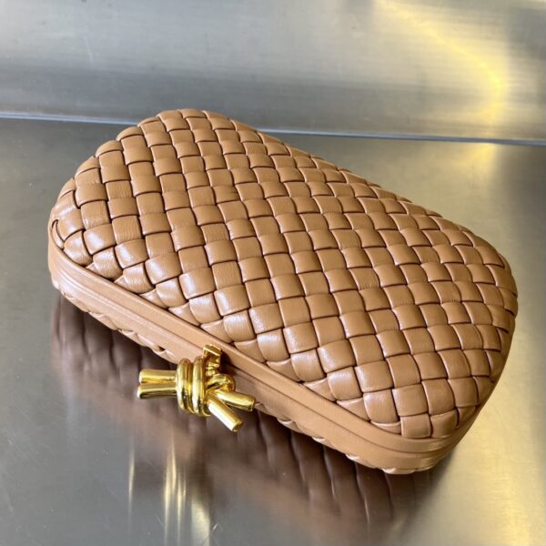 Bottega Veneta Knot