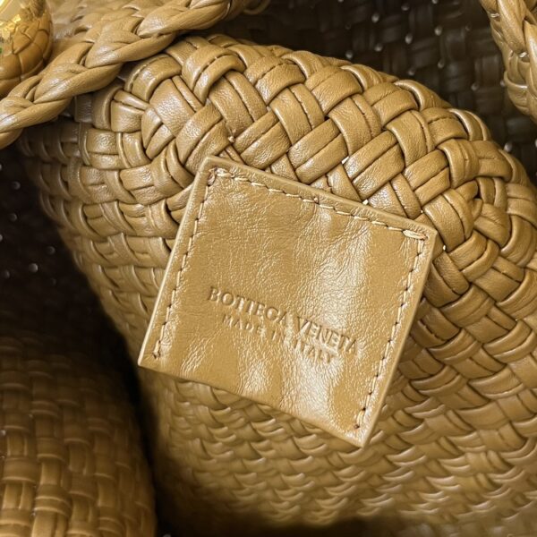 Bottega Veneta BV Tosca Shoulder Bag