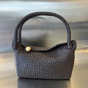 Bottega Veneta BV Tosca Shoulder Bag